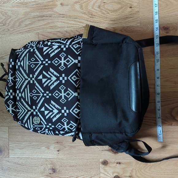 Focused Space. Unisex Tribal Print Backpack. Zippered Front Pocket. - Picture 10 of 14